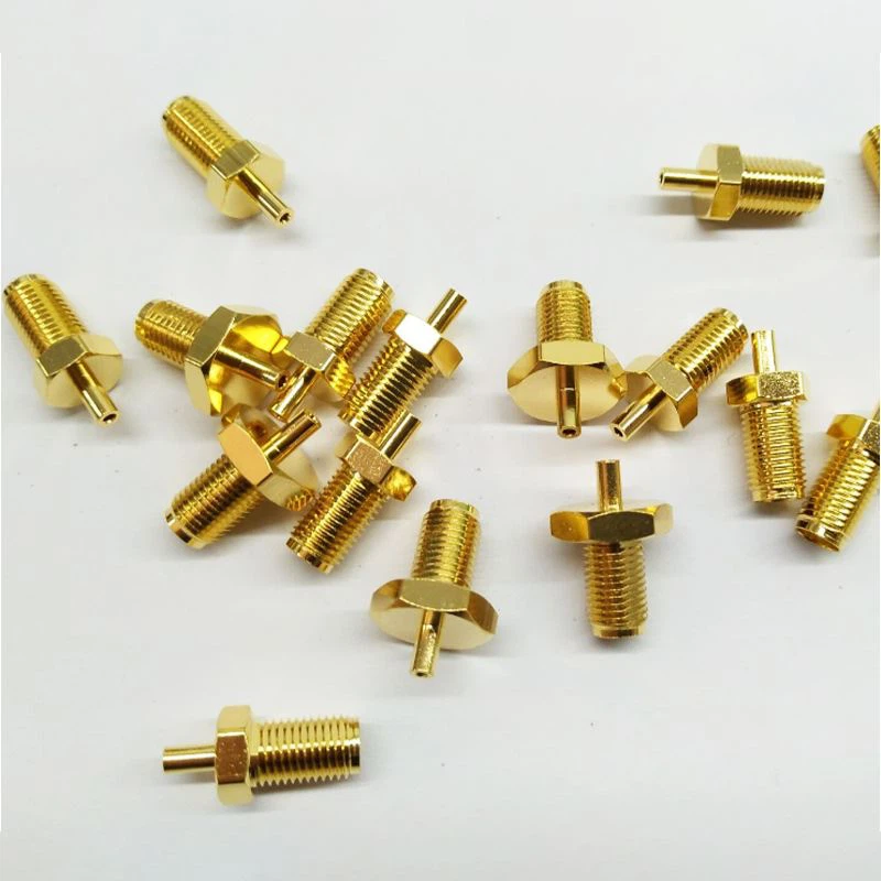 عملاء كندا 650pcs قطع الغيار النحاس مخصصة الانتهاء من الإنتاج، فقط في انتظار ...